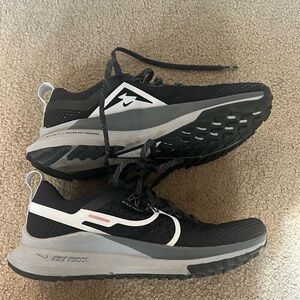 Women’s Nike React Pegasus Trail 4
